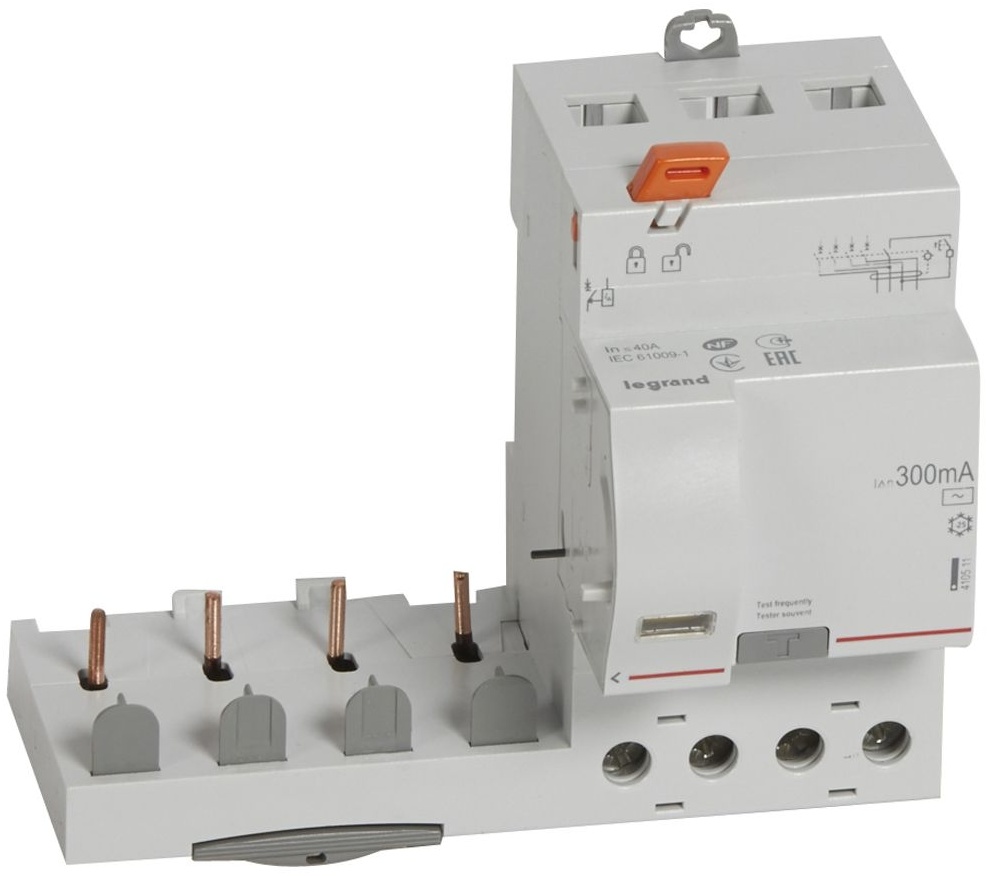 Bloc diff adaptable vis DX³ pour disj. 1 module/pôle - 4P 400V~ 40A typeAC 300mA