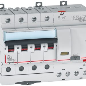 Disj. diff monobloc DX³6000 10kA arrivée haut/départ bas vis 4P 63A typeAC 30mA