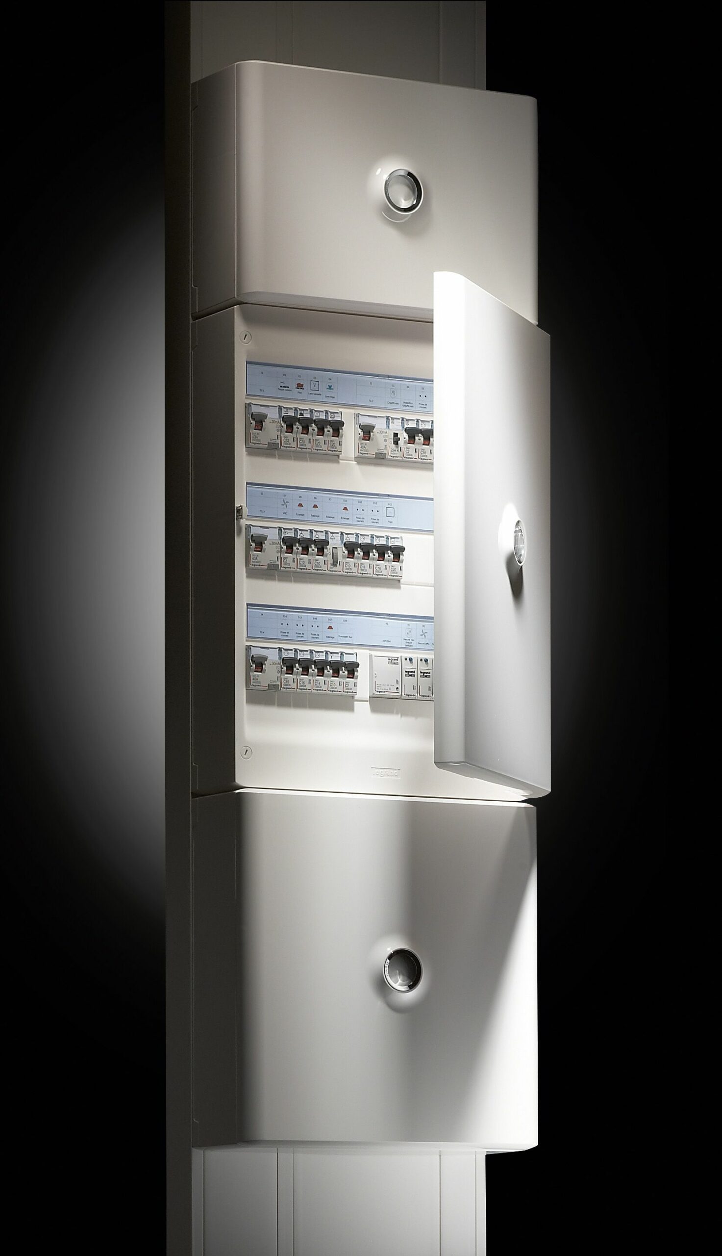 Habillage + porte blanche pour platines de branchement Drivia - Blanc RAL9003 – Image 4