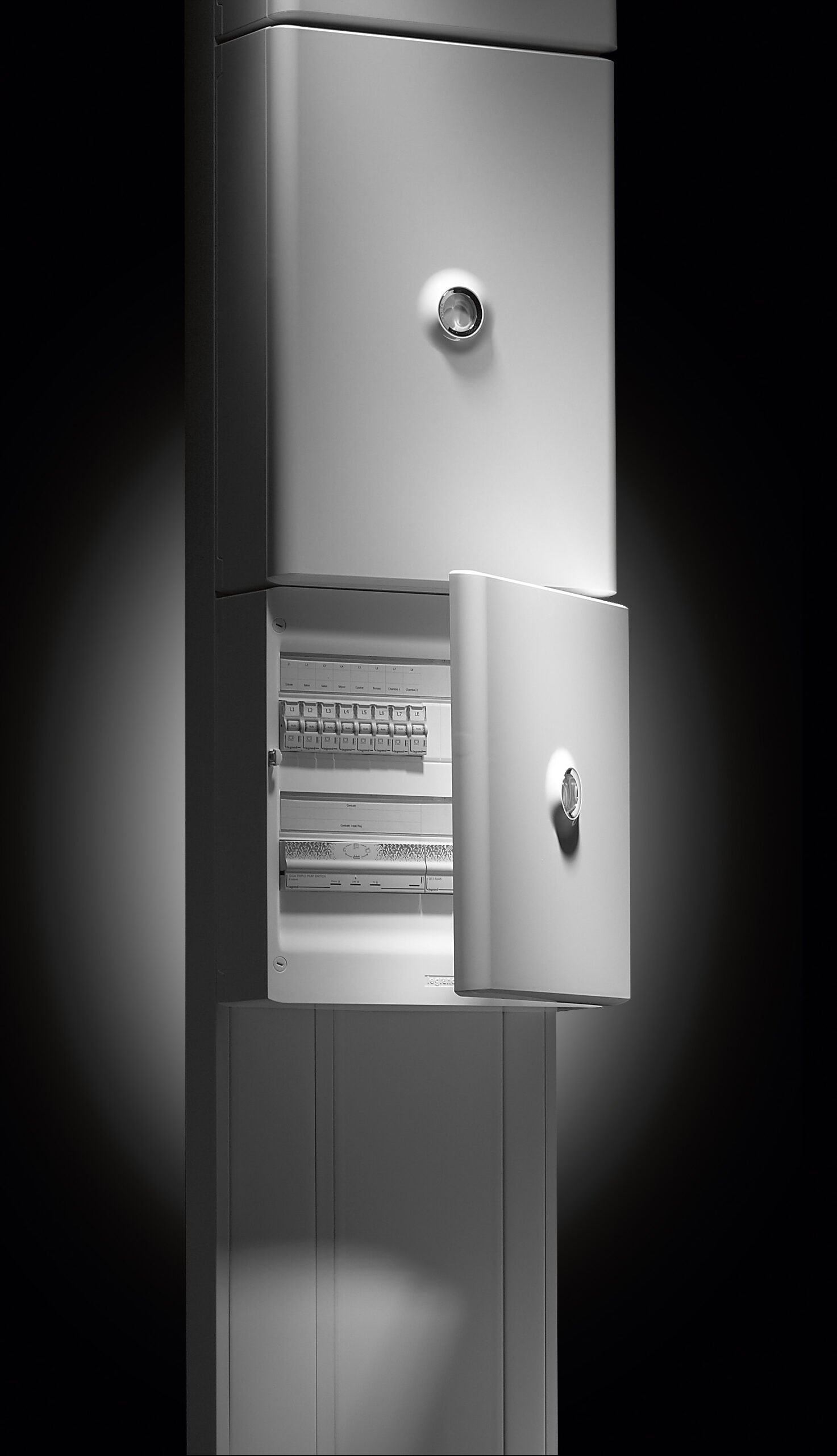 Habillage + porte blanche pour platines de branchement Drivia - Blanc RAL9003 – Image 7