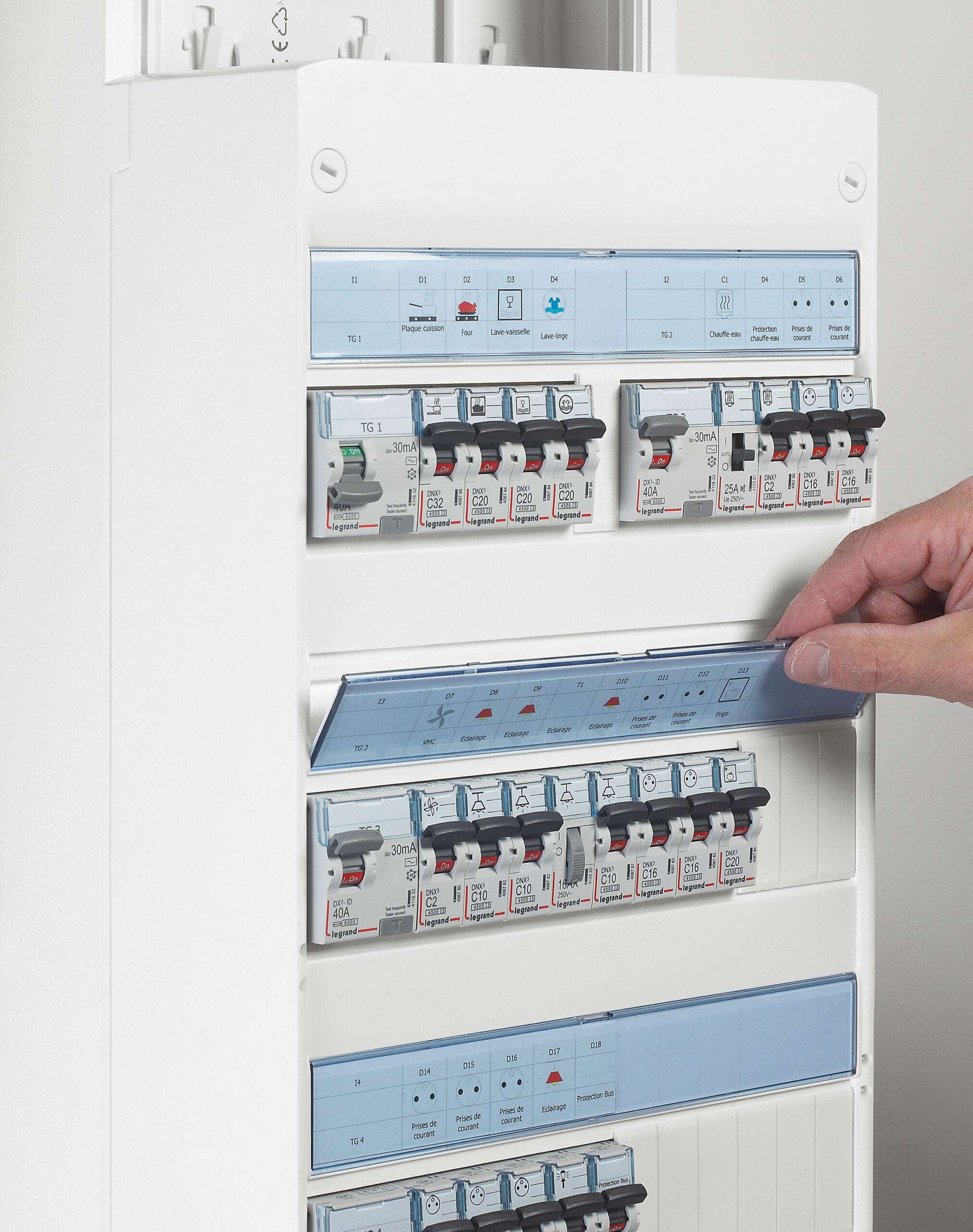 Coffret Drivia 13 modules 4 rangées saillie IP30 IK05 - Blanc RAL9003 – Image 6