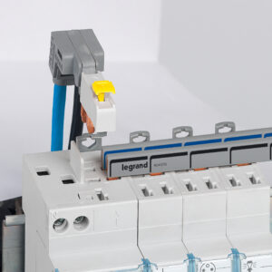 Disjoncteur DNX³ 4500 - auto/vis - 1P+N 230V~ 16A - 6kA - courbe C - 1 module