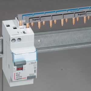 Interrupteur différentiel DX³-ID haut vis/haut auto 2P 230V~ 40A AC 30mA - 2 mod