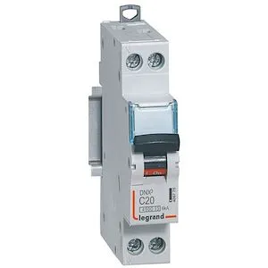 Disjoncteur DNX³ 4500 - vis/vis - 1P+N 230V~ 20A - 4,5kA - courbe C - 1 module – Image 2