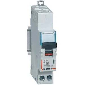 Disjoncteur DNX³ 4500 - auto/vis - 1P+N 230V~ 16A - 6kA - courbe C - 1 module – Image 7