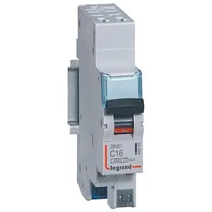 Disjoncteur DNX³ 4500 - auto/auto - 1P+N 230V~ 16A - 4,5kA - courbe C - 1 module – Image 2
